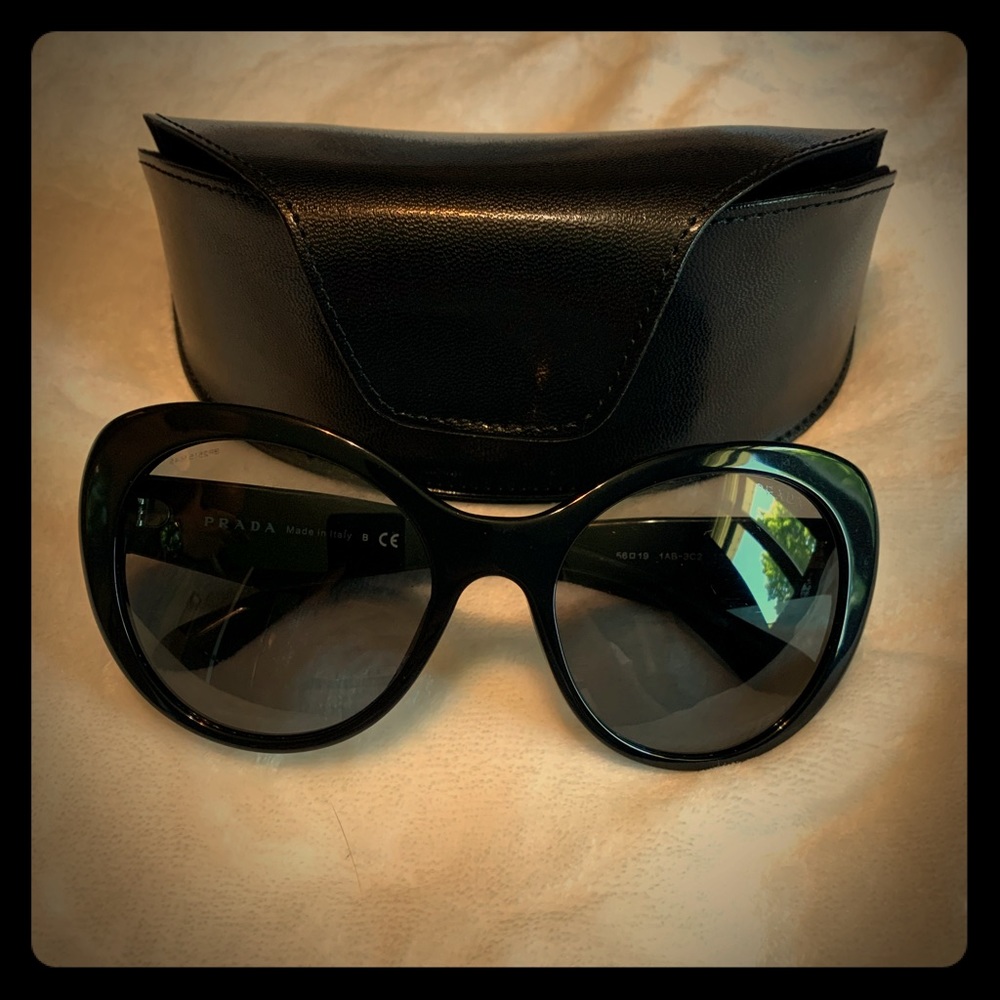 Authentic Women’s Prada SPR26Q Sunglasses